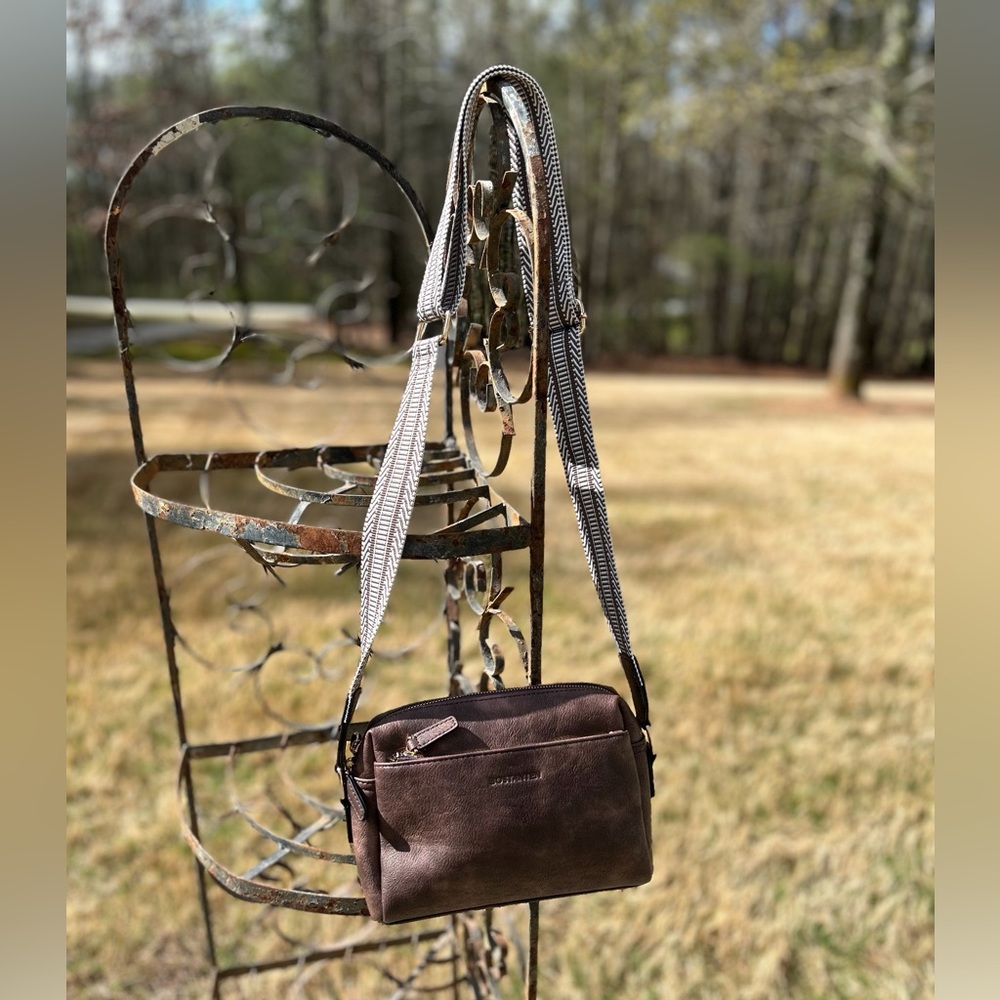 Bostanten Vegan Leather Crossbody Bag